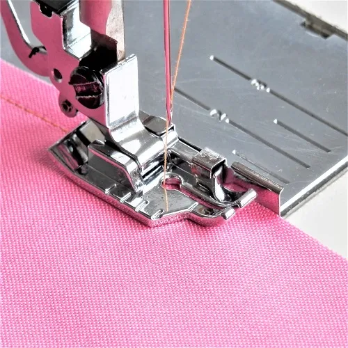 Bernette 1/4" Quilting Foot with Guide