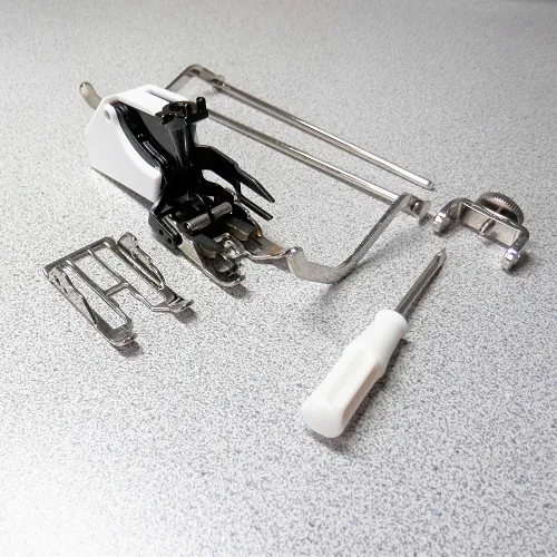 Two Sole Walking Foot With Seam Guide for Bernina "Old Style" - Image 3