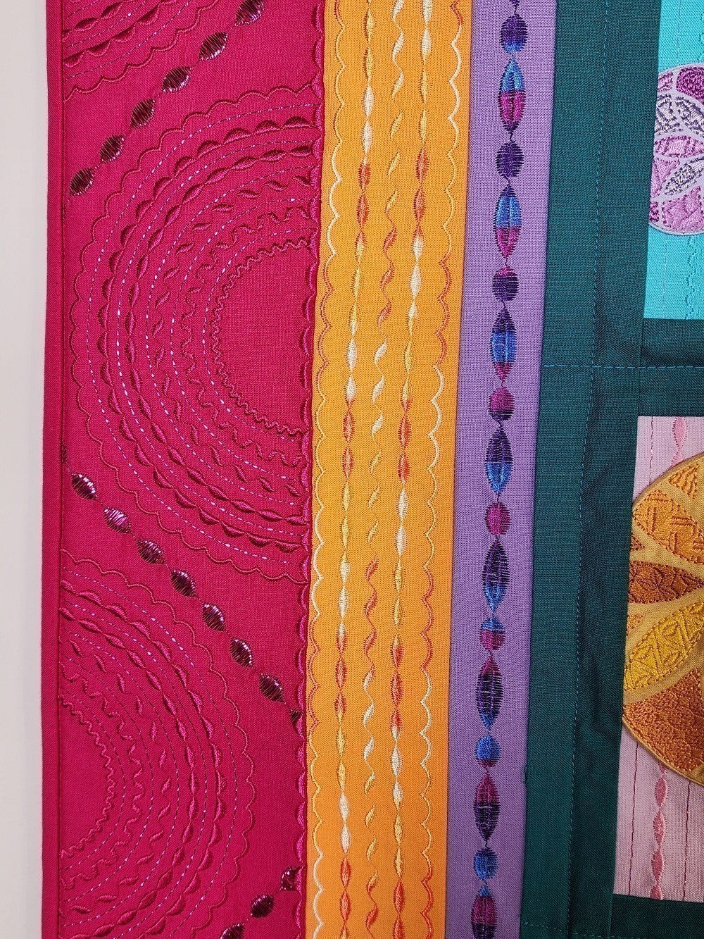 VIBRANT BUBBLES Embroidered Wall Hanging - Image 4